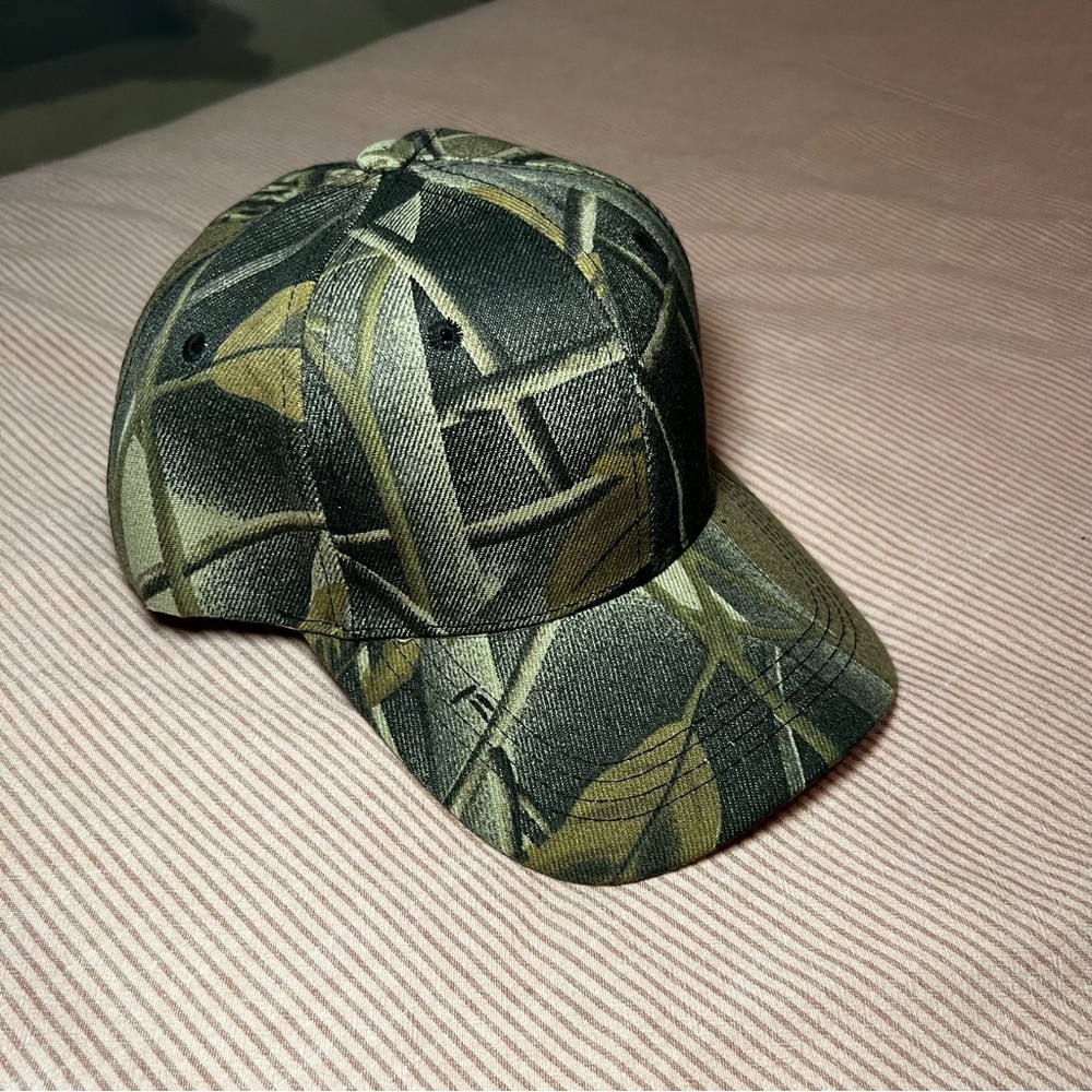 brand new real tree camo hat